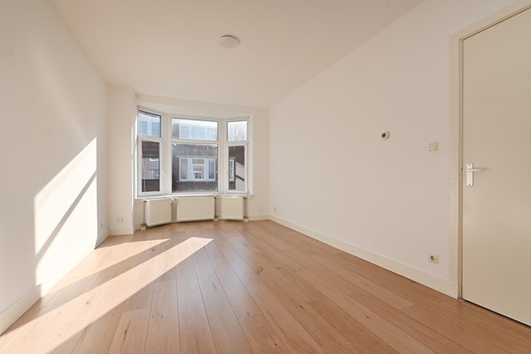 Medium property photo - Velpsestraat 107, 2573 SG Den Haag